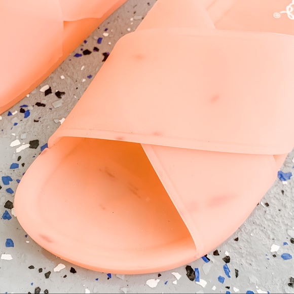 QUPID Coral Slides - Picture 3 of 8